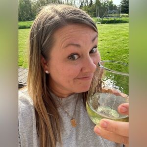 Meet your Posher, Meredith